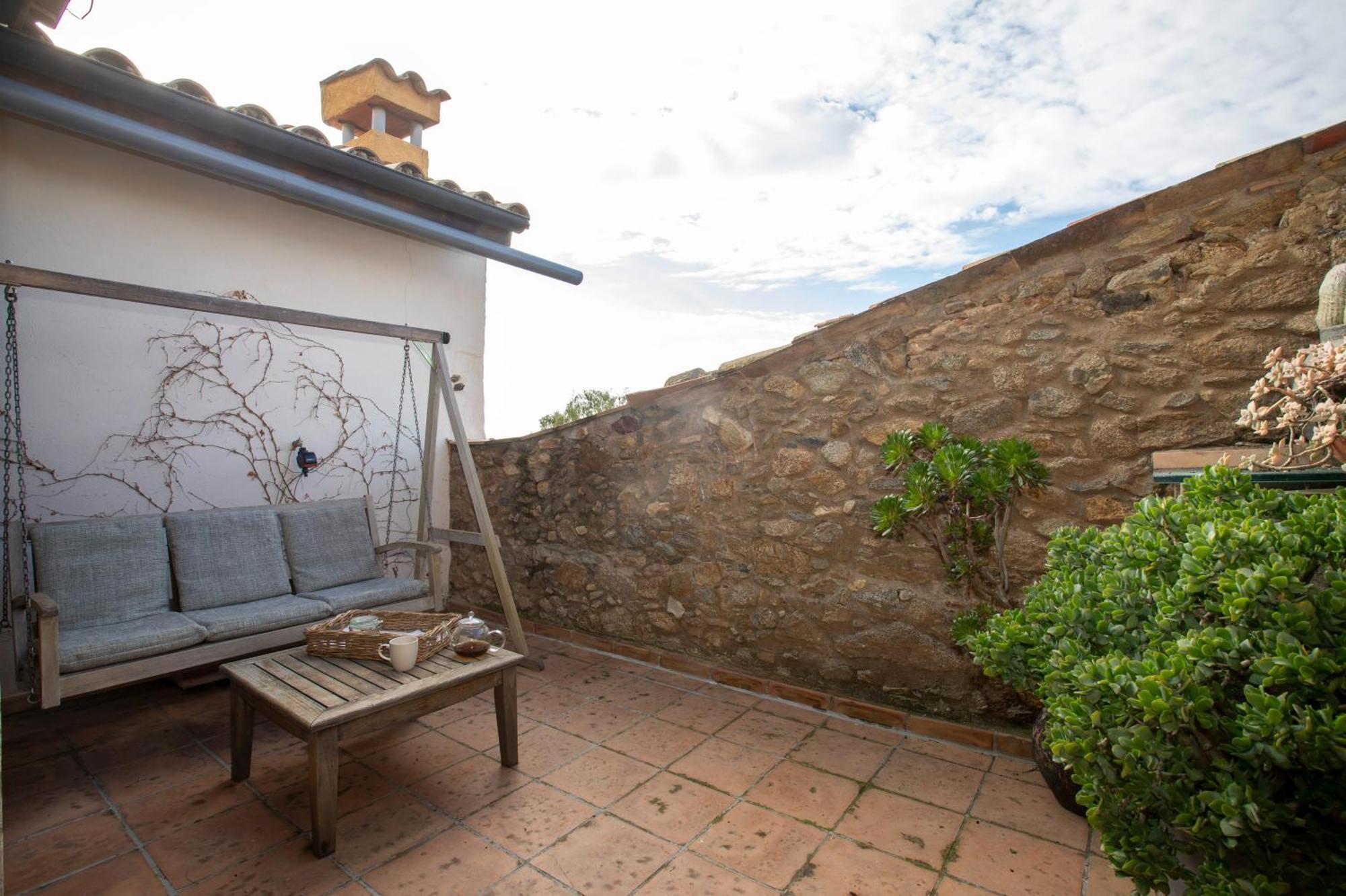 Hotel Boutique Niu De Sol - Designed For Adults Palau Saverdera Екстериор снимка